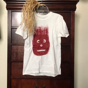 Wilson T-Shirt and Headdress